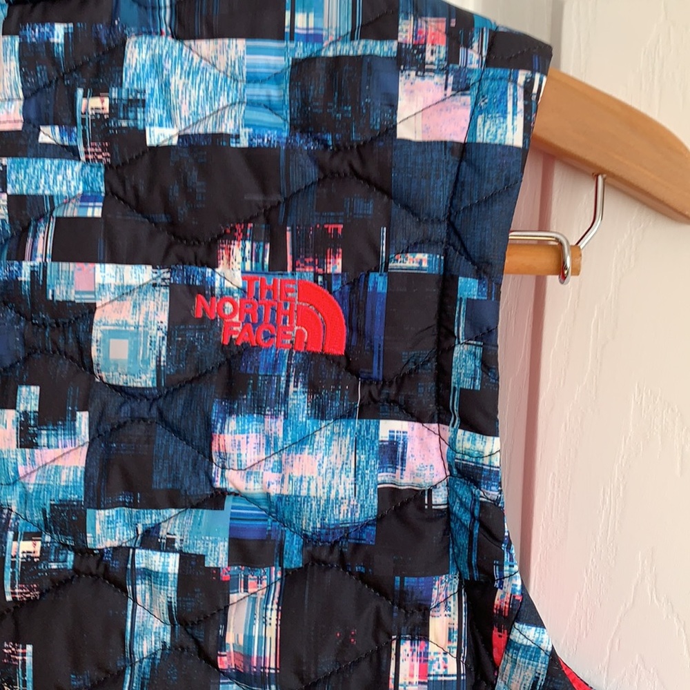 ⚡️North face vest! - Picture 5 of 5